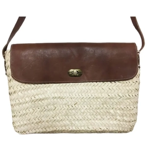 Bolso rectangular mediano con solapa_EMIM Mimbre y Aromas_Tu cestería de confianza